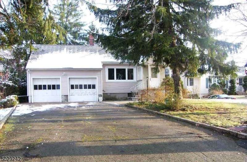 11 Harding Pl - Photo 1
