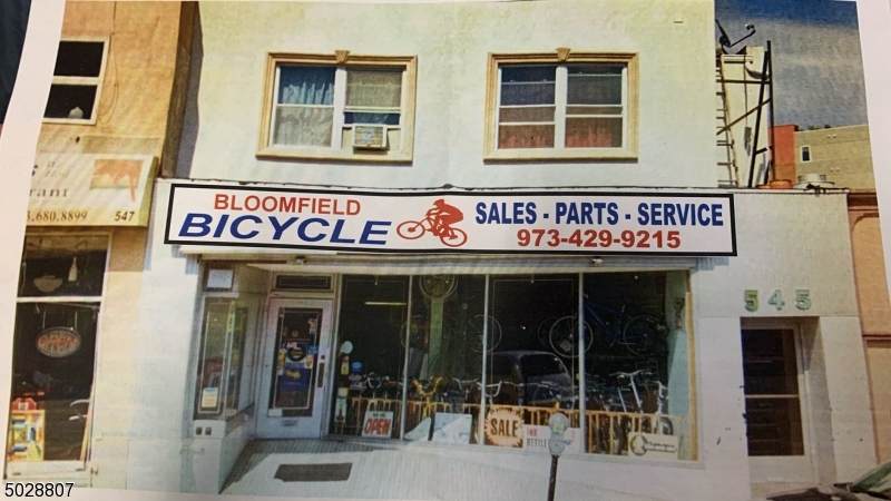 545 Bloomfield Ave - Photo 1
