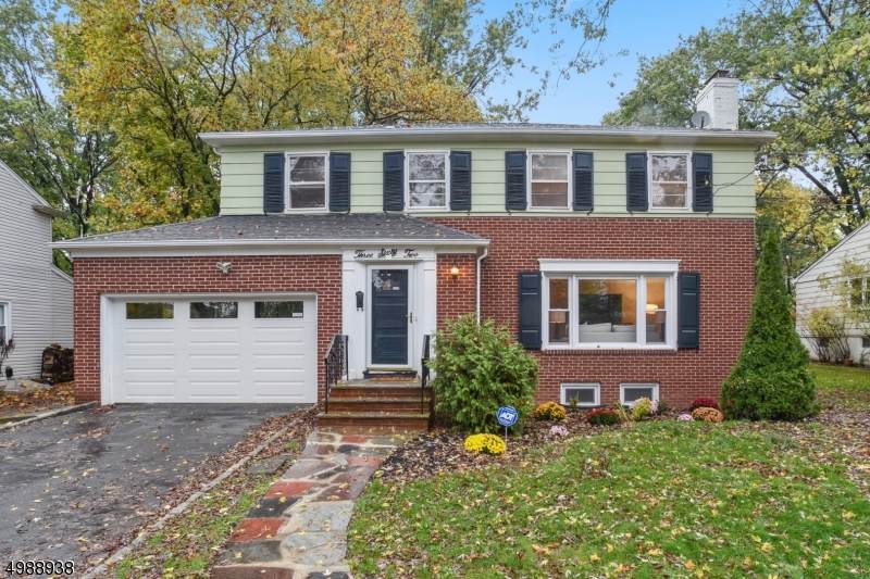 362 Elmwood Ave - Photo 1