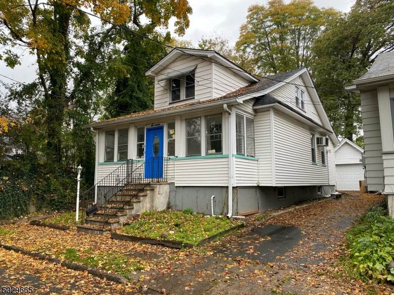 16 Heller Pl - Photo 1