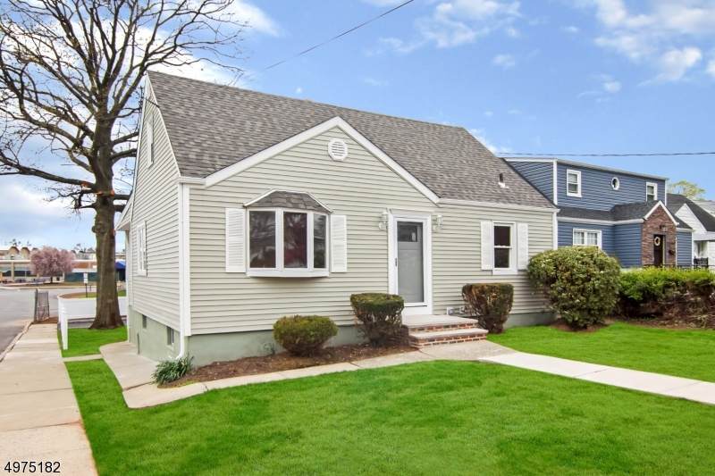 487 Greylock Pkwy - Photo 1