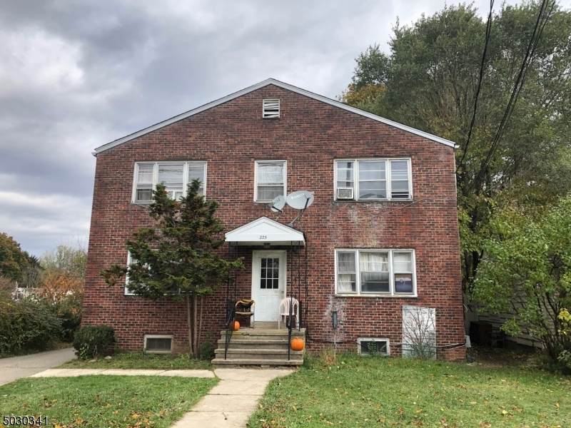 225 Franklin St - Photo 1