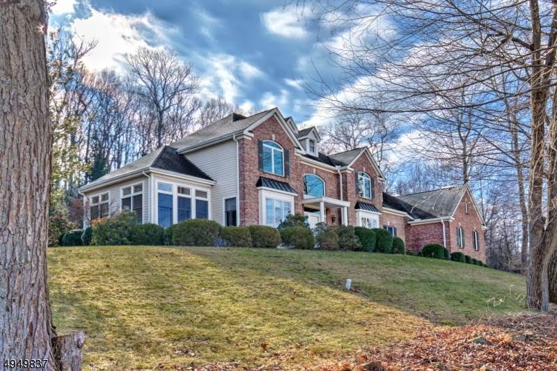 27 Sutton Rd - Photo 1