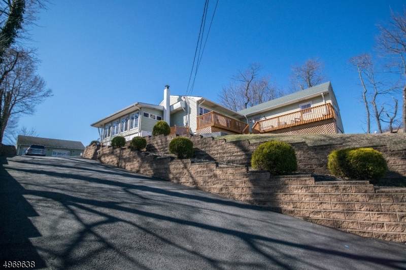 66 Leonard Ter - Photo 1