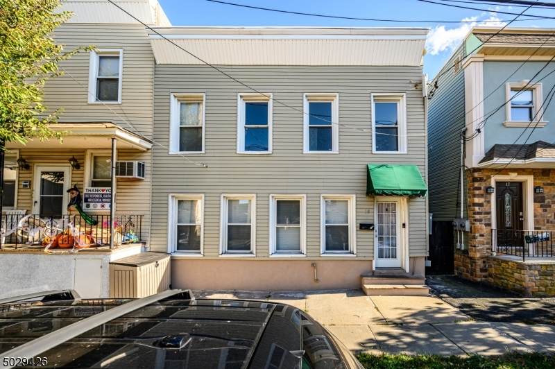 19 Edison St - Photo 1