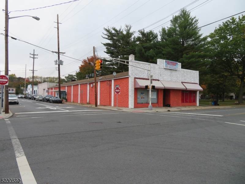 23 E Clinton & 68 N Morris - Photo 1