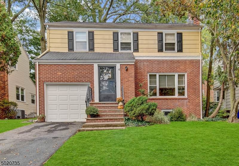 4 Northview Ter - Photo 1