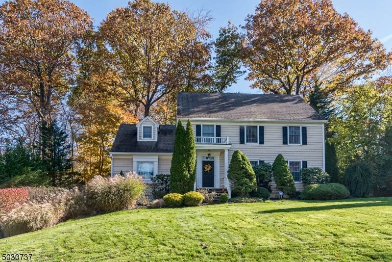 36 Cottage Ln - Photo 1