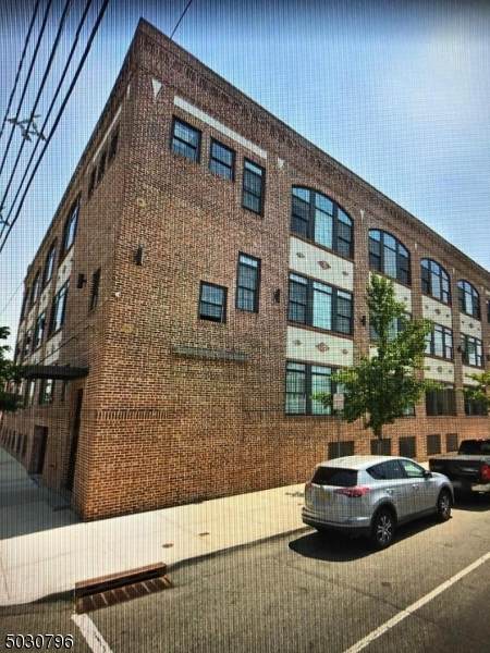 88 Saint Francis St - Photo 1