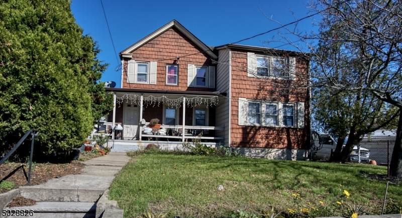 67 Washington St - Photo 1