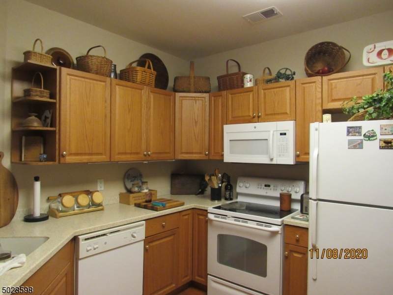 5016 Brookfield Glen Dr - Photo 1