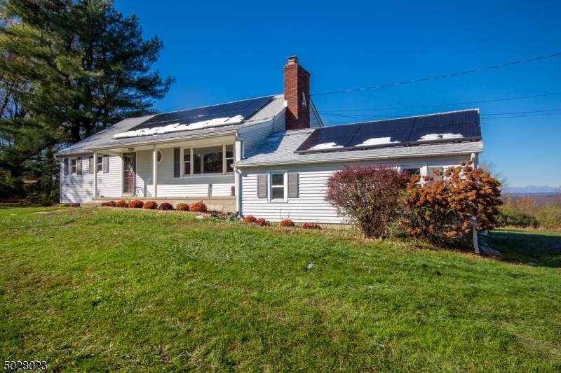 2 Sanford Dr - Photo 1