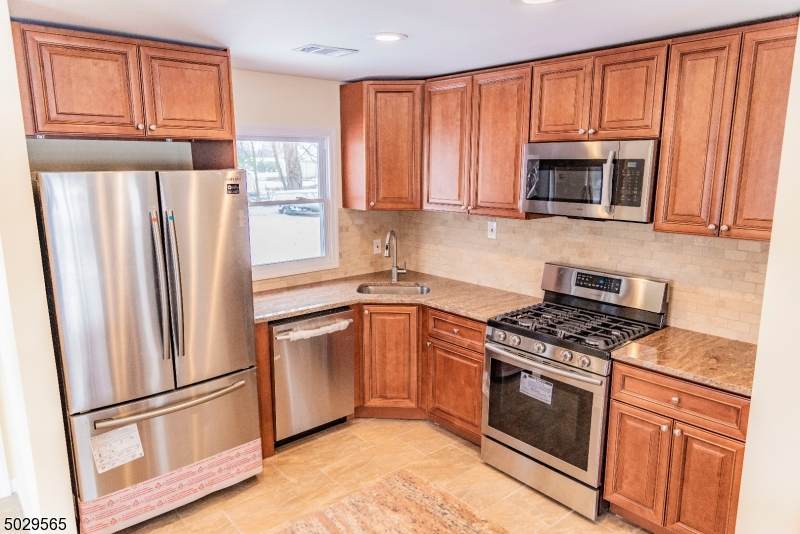 120 Mountain View Rd - Photo 1