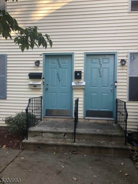 584 Thomas Blvd - Photo 1