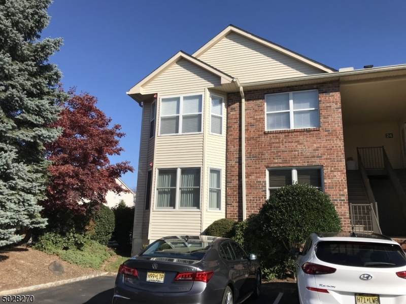25 Frankie Ln - Photo 1