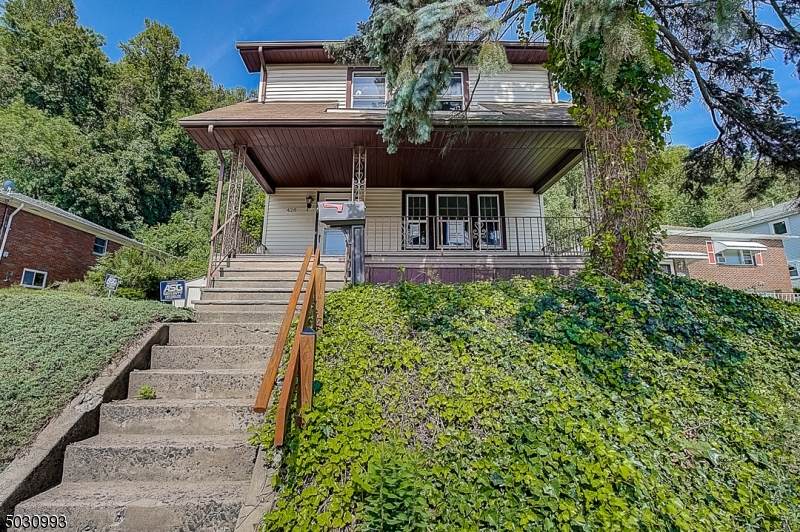 428 Valley Rd - Photo 1