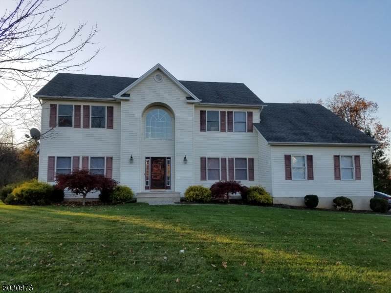 7 Elizabeth Ave - Photo 1