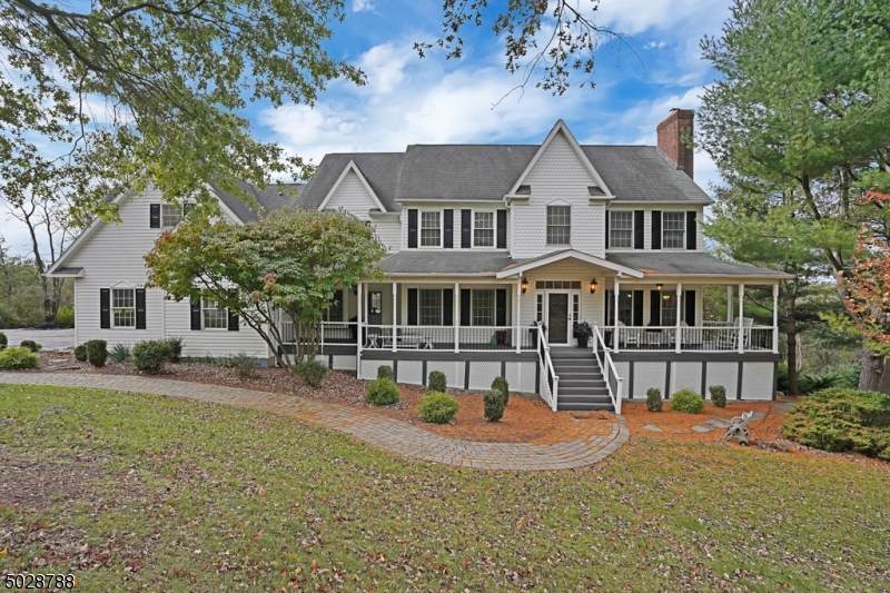 12 Blue Cliff Drive - Photo 1