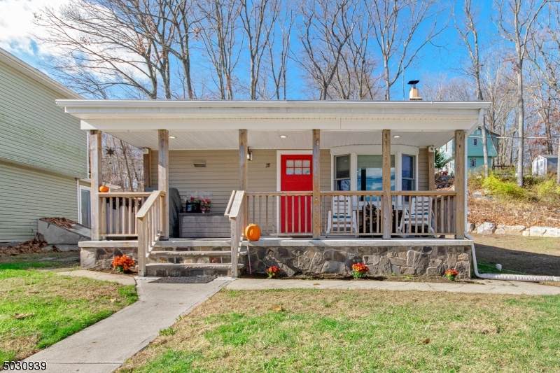 28 Jefferson Trl - Photo 1