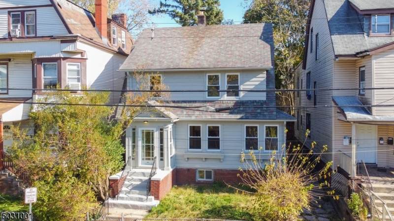 36 Vermont Ave - Photo 1