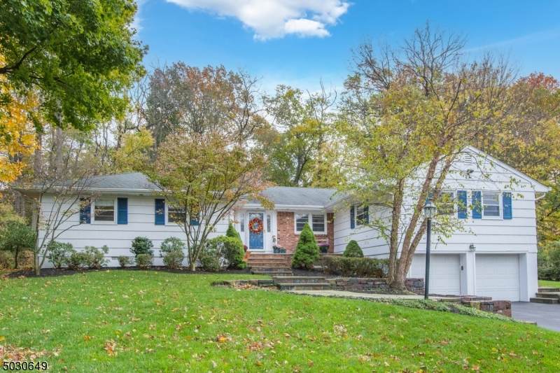 16 Woodland Ave - Photo 1