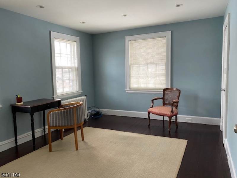 18 Macculloch Ave - Photo 1