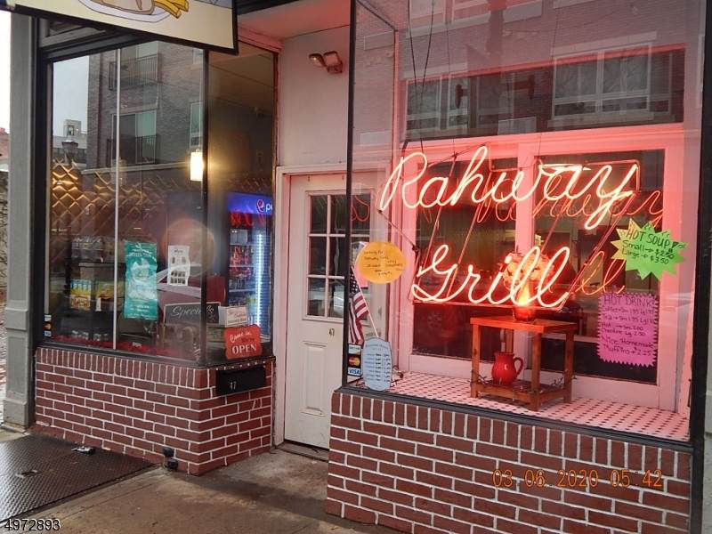 41 E Cherry St - Photo 1