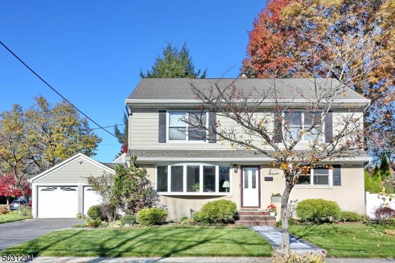 11 Doherty Dr - Photo 1