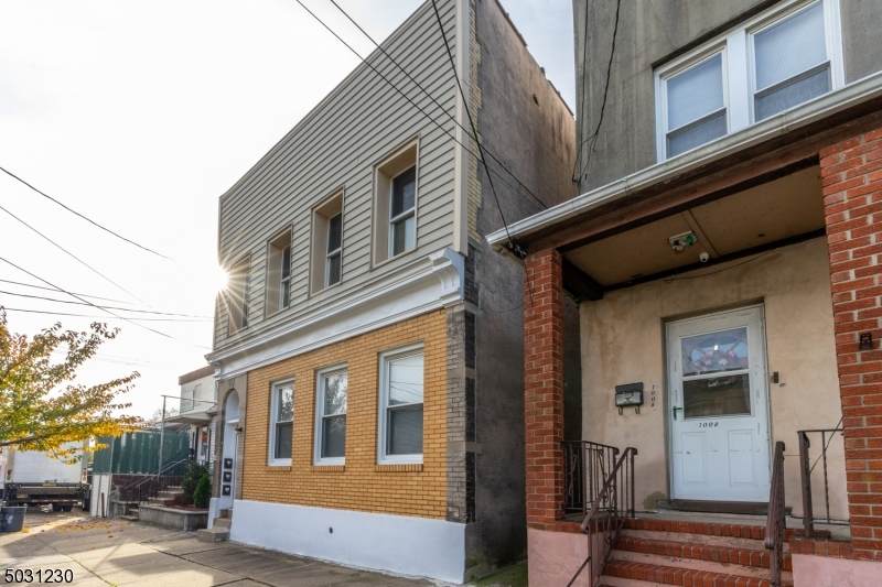 1004 Fanny St - Photo 1