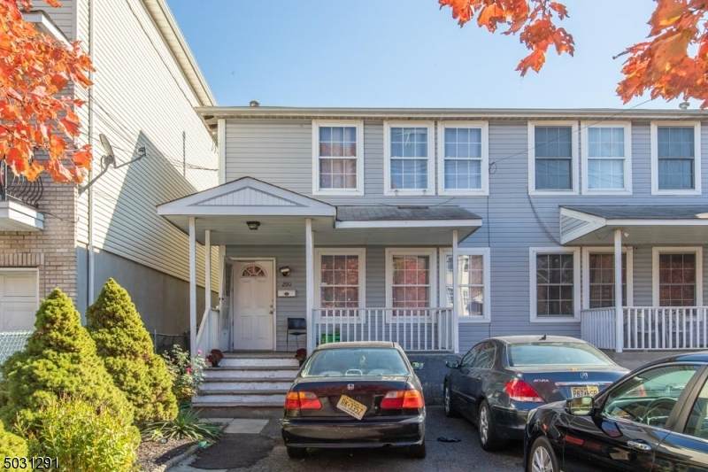 290 Littleton Ave - Photo 1