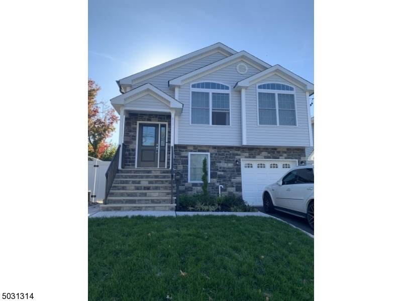 413 Cranford Ave - Photo 1