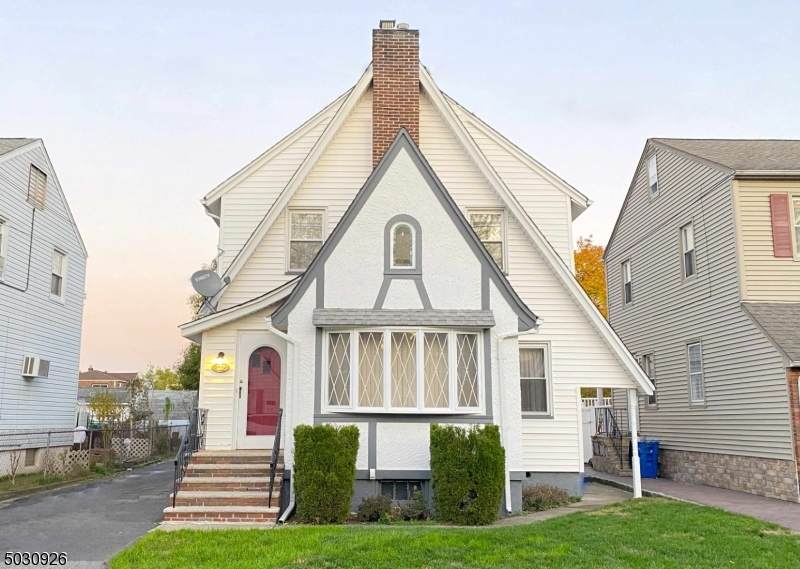 132 Fairway Ave - Photo 1