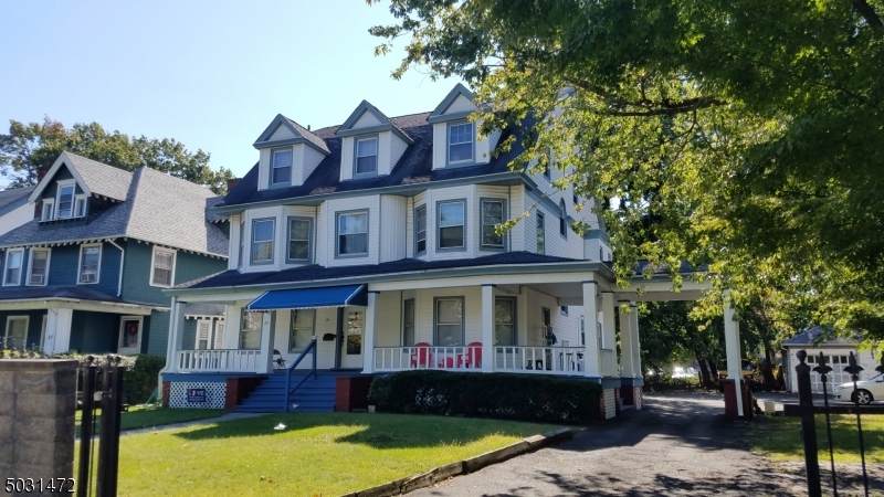 29 Warrington Pl - Photo 1
