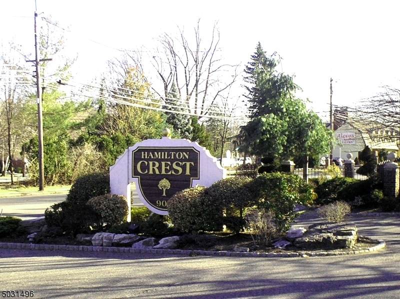 900 Valley Rd - Photo 1