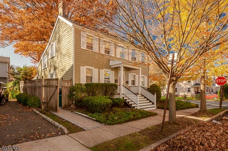 104 W Emerson Ave - Photo 1