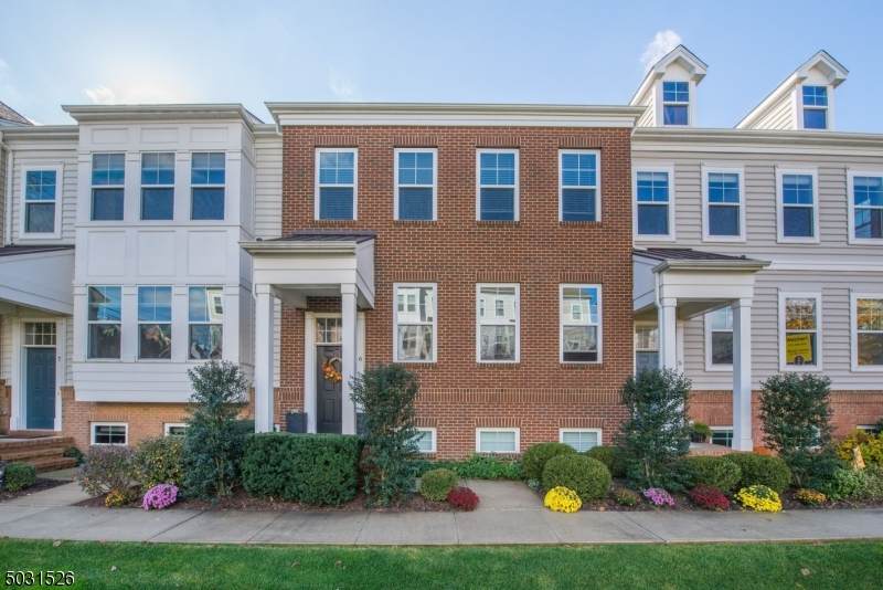 12 Macculloch Ave - Unit 6 - Photo 1