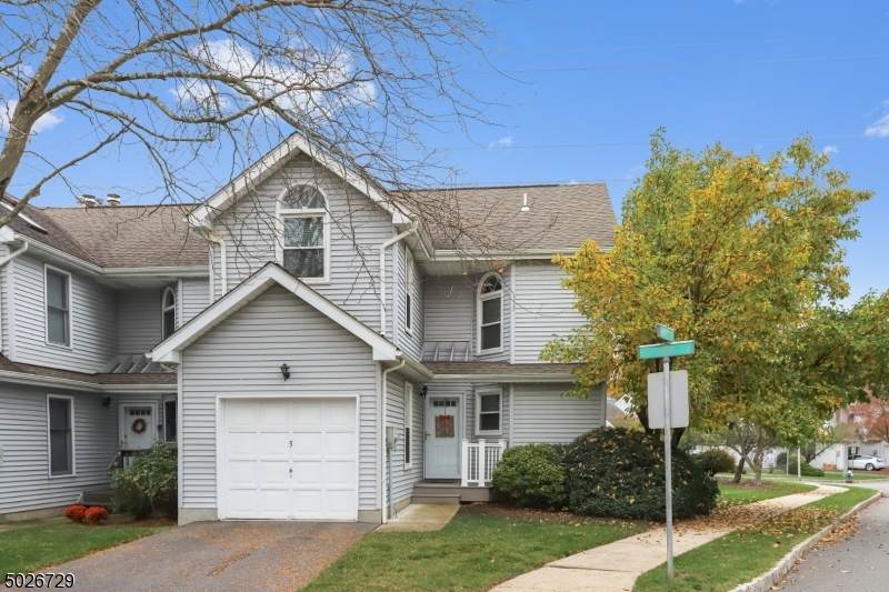 5 Pellinore Ln - Photo 1