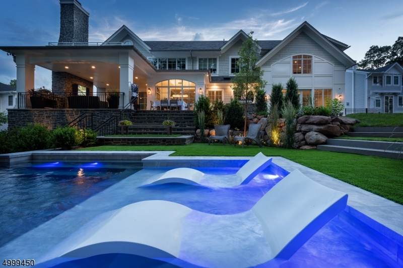 69 Salem Rd - Photo 1