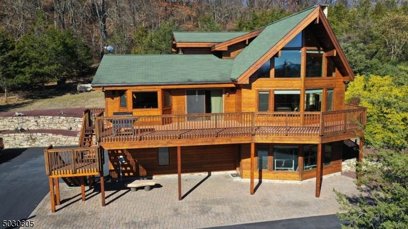 8 Highlands Lane - Photo 1