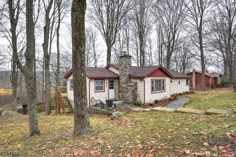 48 Tamarack Trl - Photo 1