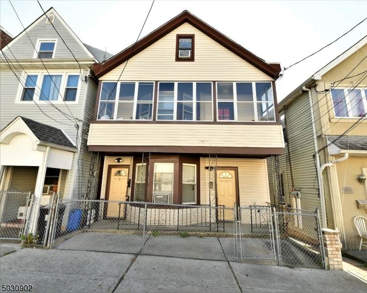 37 Highland Ave - Photo 1