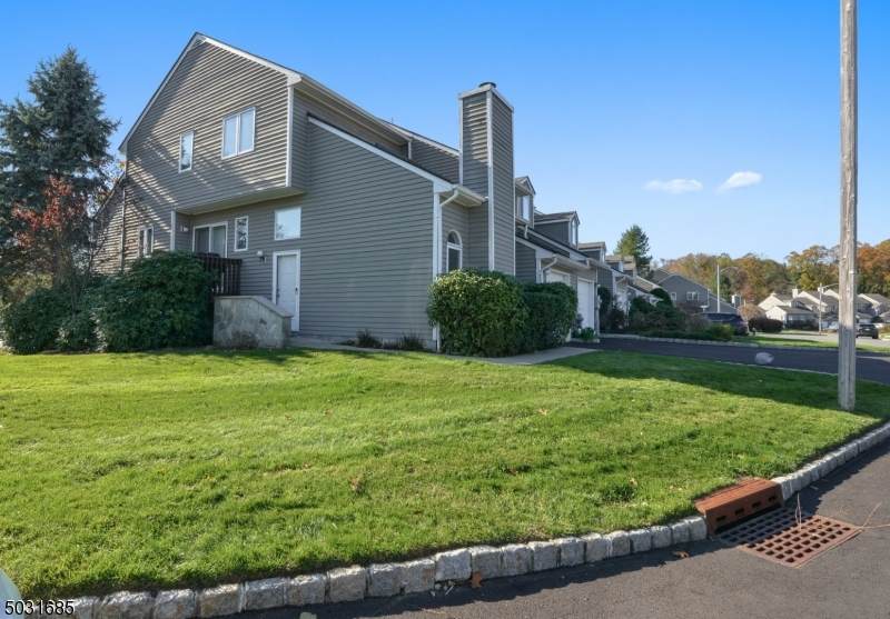 79 Lapis Cir - Photo 1