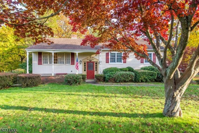 828 Mountain Ave - Photo 1