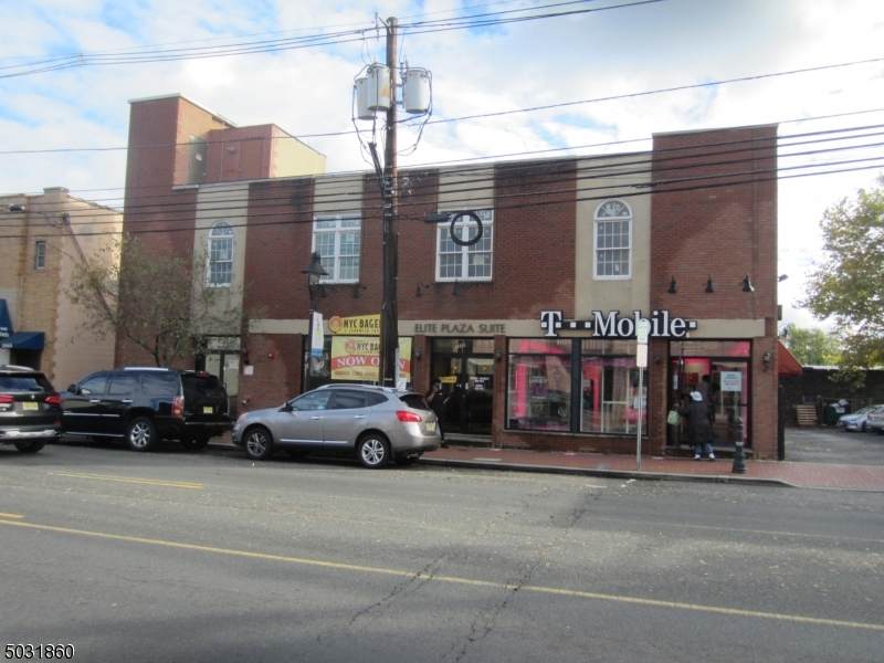 1851 Springfield Ave - Photo 1
