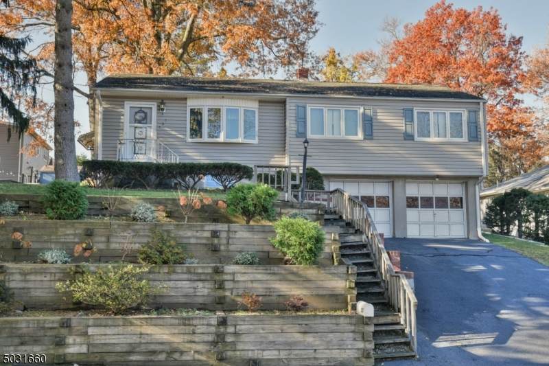137 Lionshead Dr - Photo 1