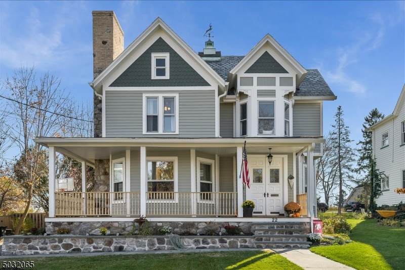 22 Linwood Ave - Photo 1