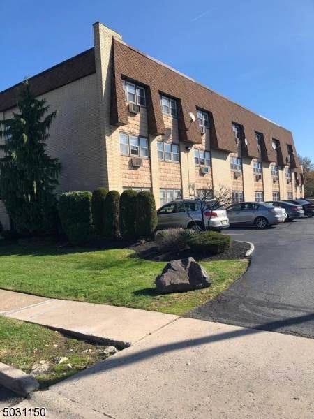 301 W Morris Ave - Photo 1