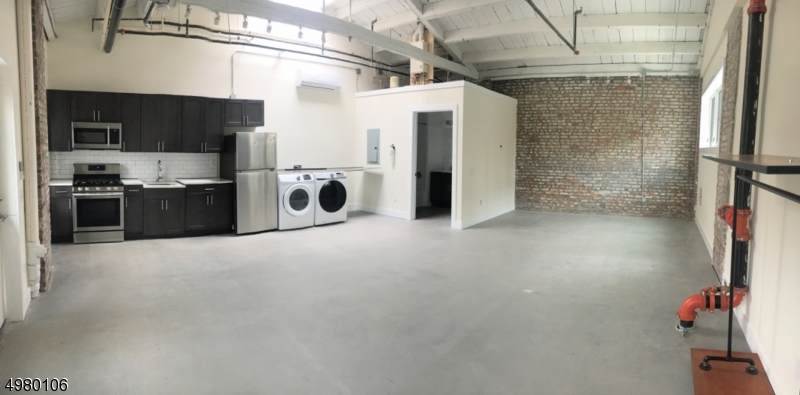 66 M L King Blvd - Photo 1