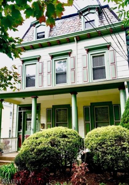 43 Western Ave - Photo 1