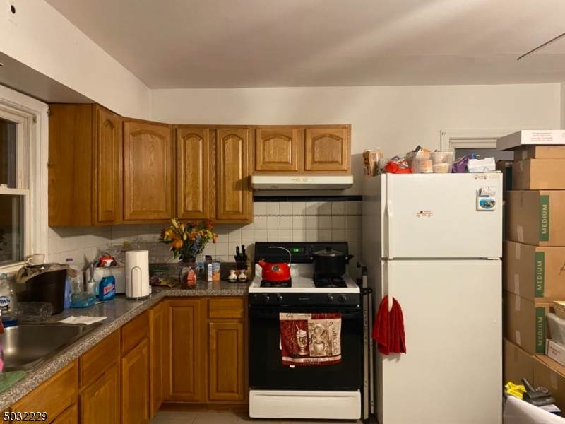 33 Hilton St - Photo 1